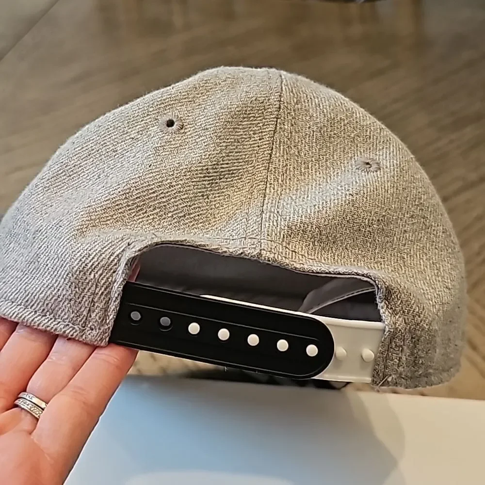 Car sequin hat H&M size 3-4Y